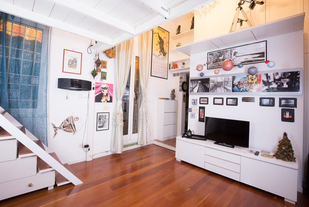 ローマSweet Dream Penthouseアパートメント 部屋 写真